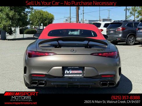 Used 2022 Mercedes-Benz SL 55 AMG 4MATIC w/ AMG Night Package II image 18