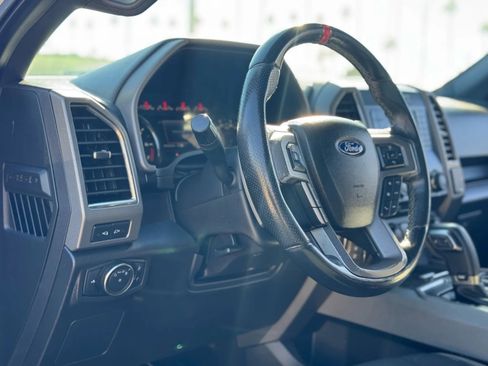 Used 2018 Ford F150 Raptor image 18