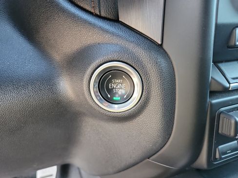 Used 2020 GMC Sierra 1500 AT4 w/ AT4 Premium Package image 15