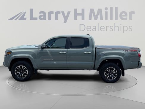 Certified 2023 Toyota Tacoma TRD Sport AWD/4WD image 2