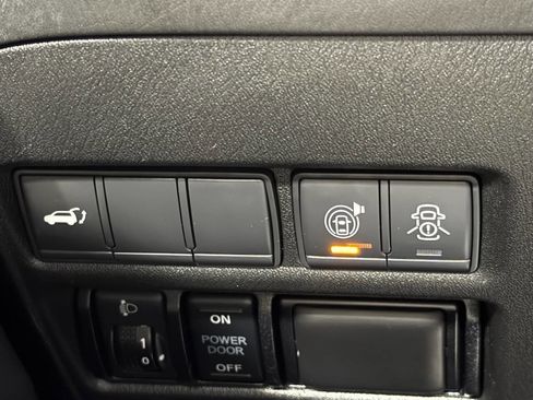 Used 2019 Nissan Armada SL w/ Premium Package image 42