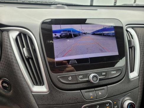 Used 2023 Chevrolet Malibu LT FWD image 21