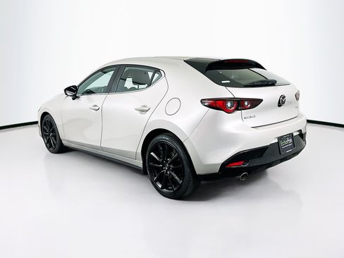 Used 2024 MAZDA MAZDA3 s FWD image 5