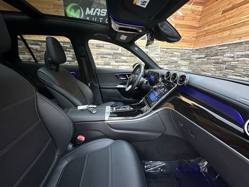 Used 2023 Mercedes-Benz GLC 300 GLC 300 image 14