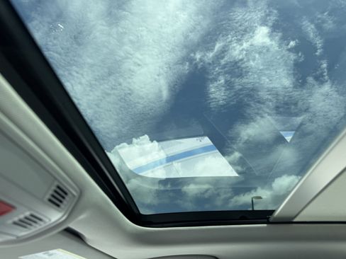 New 2025 Volkswagen Jetta SEL image 21