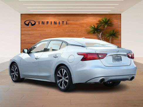 Used 2017 Nissan Maxima 3.5 S image 5