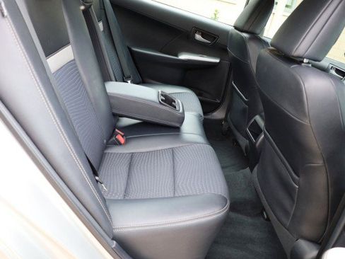Used 2012 Toyota Camry SE FWD image 27