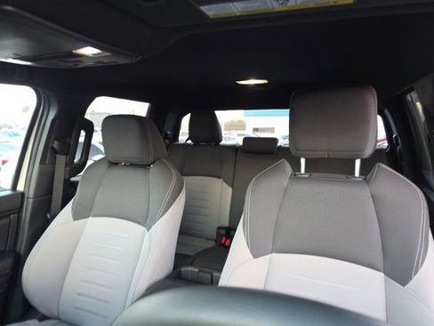 Used 2025 Toyota Tacoma TRD Off-Road image 25