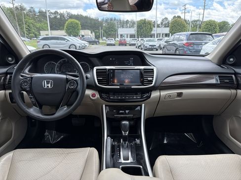 Used 2016 Honda Accord EX-L image 29