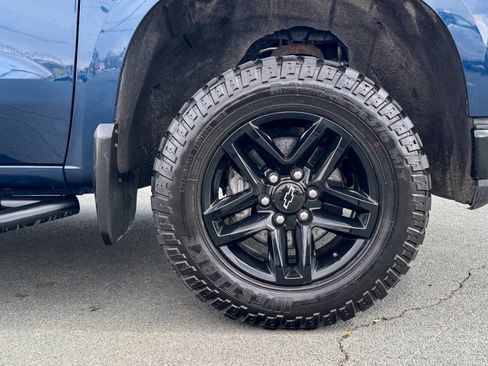 Used 2019 Chevrolet Silverado 1500 LT Trail Boss AWD/4WD image 11