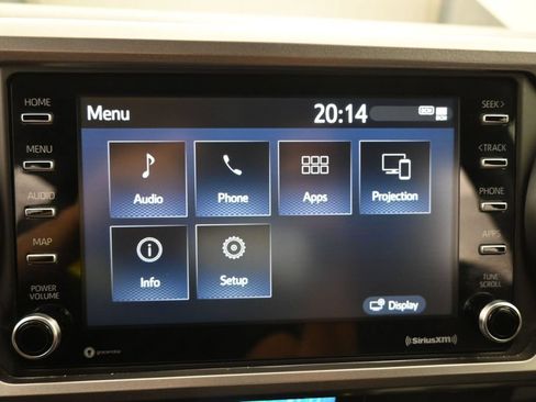 Used 2022 Toyota Tacoma SR5 w/ Technology Package RWD image 11
