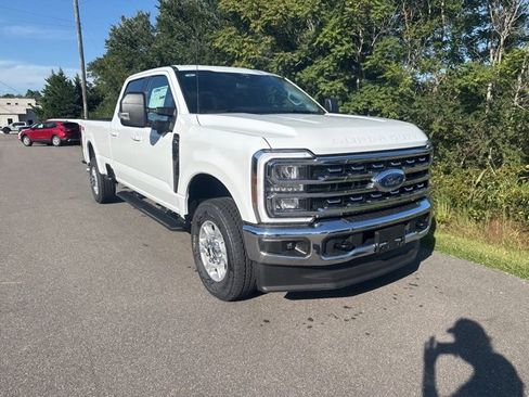 New 2026 Ford F250 XLT w/ XLT Premium Package image 14
