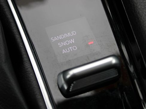 Used 2023 Jeep Compass High Altitude AWD/4WD image 51