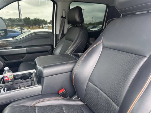 Used 2025 Ford F350 Lariat w/ Lariat Ultimate Package AWD/4WD image 9