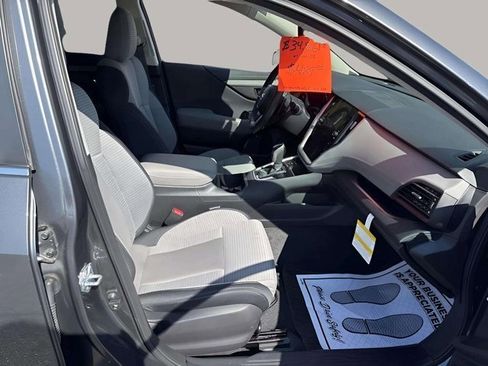 Used 2025 Subaru Outback Premium image 20