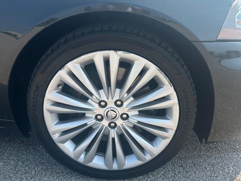 Used 2011 Jaguar XK Convertible RWD image 12