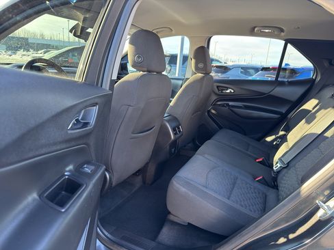 Used 2018 Chevrolet Equinox LT image 29