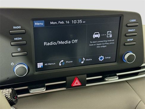 Used 2025 Hyundai Elantra Sport image 21