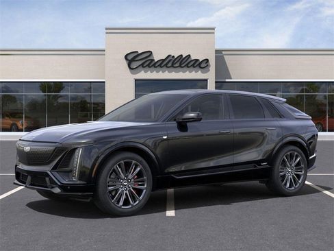 New 2026 Cadillac Lyriq V image 2