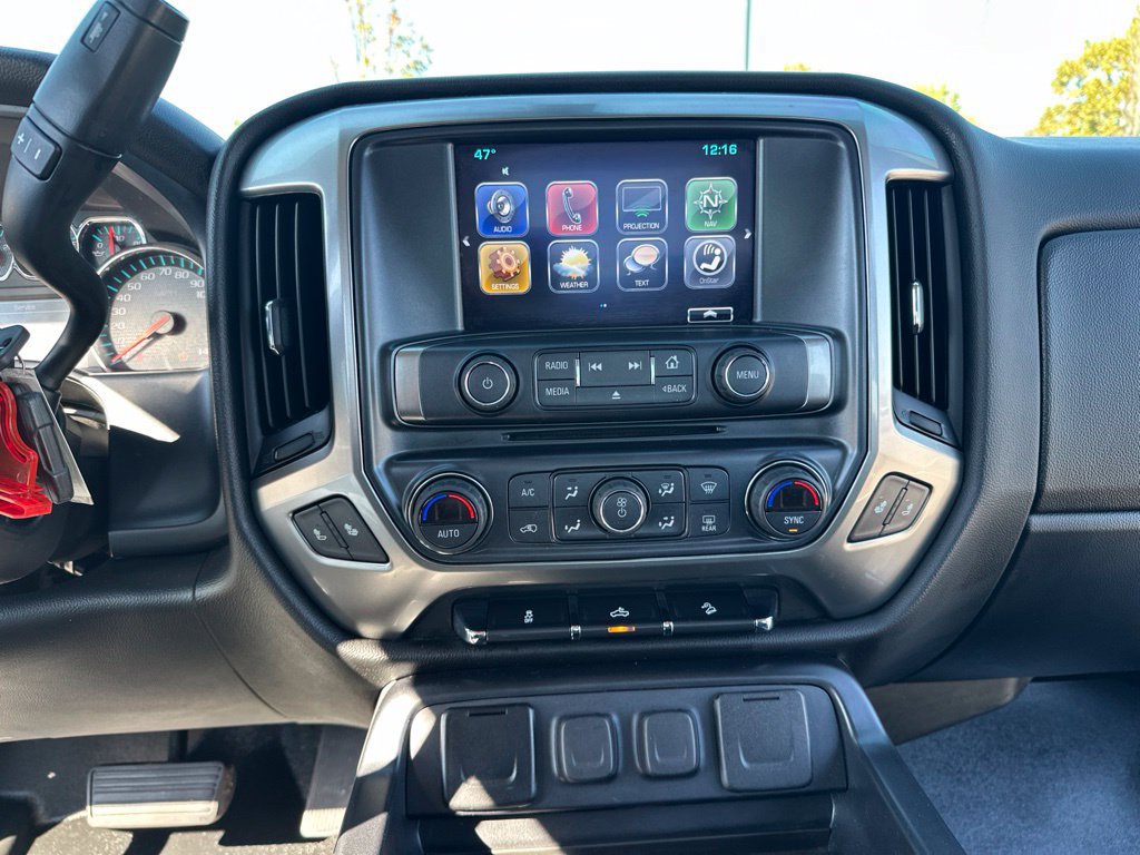 Used 2018 Chevrolet Silverado 1500 LT w/ All Star Edition AWD/4WD image 29