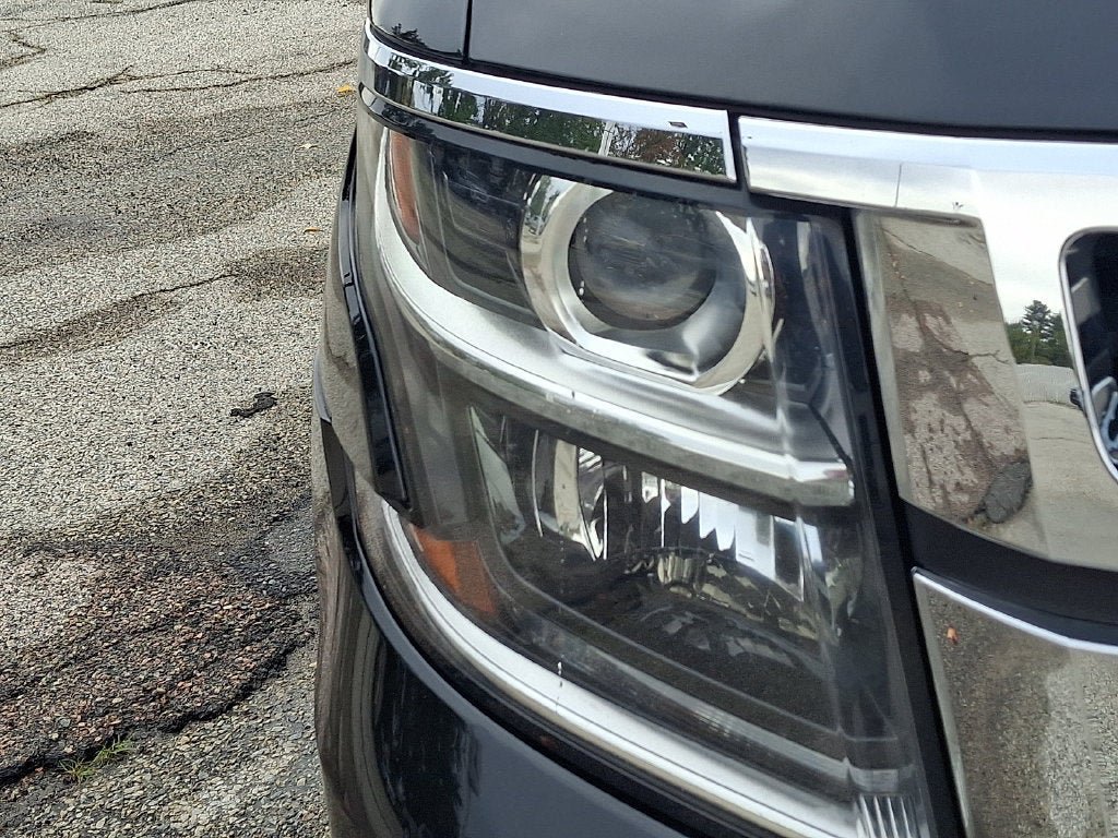 Certified 2019 Chevrolet Suburban Premier AWD/4WD image 10