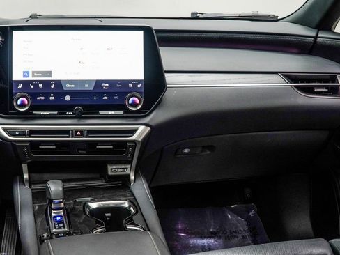 Used 2024 Lexus RX 350 w/ Convenience Package image 18