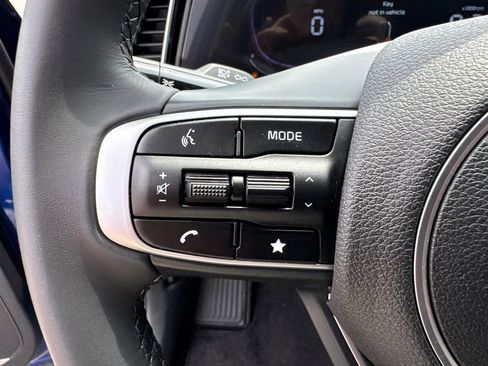 New 2024 Kia Sportage EX image 24