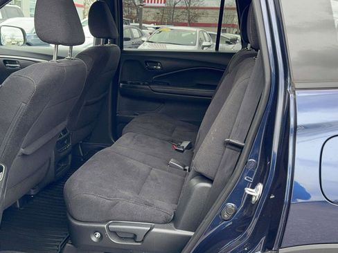 Used 2022 Honda Pilot Sport image 13