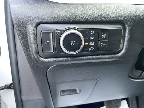 Used 2023 Ford Explorer XLT w/ Equipment Group 202A image 12