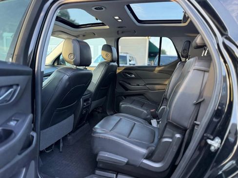 Used 2018 Chevrolet Traverse Premier w/ Redline Edition AWD/4WD image 9