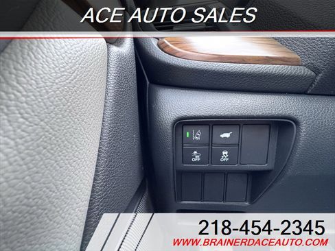 Used 2017 Honda CR-V Touring image 14