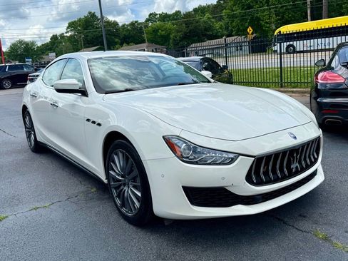 Used 2020 Maserati Ghibli RWD image 3