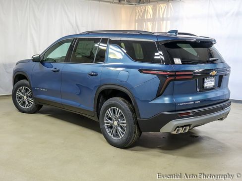 New 2026 Chevrolet Traverse LT w/ Driver Confidence Package image 8