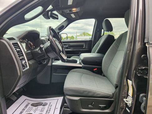 Used 2022 RAM 1500 Classic Warlock AWD/4WD image 43