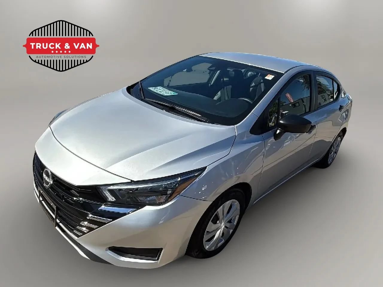 Used 2025 Nissan Versa S FWD image 50