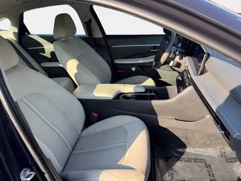 Used 2025 Hyundai Sonata SEL FWD image 10