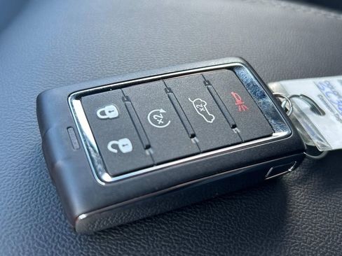 New 2025 Jeep Grand Cherokee Limited image 15