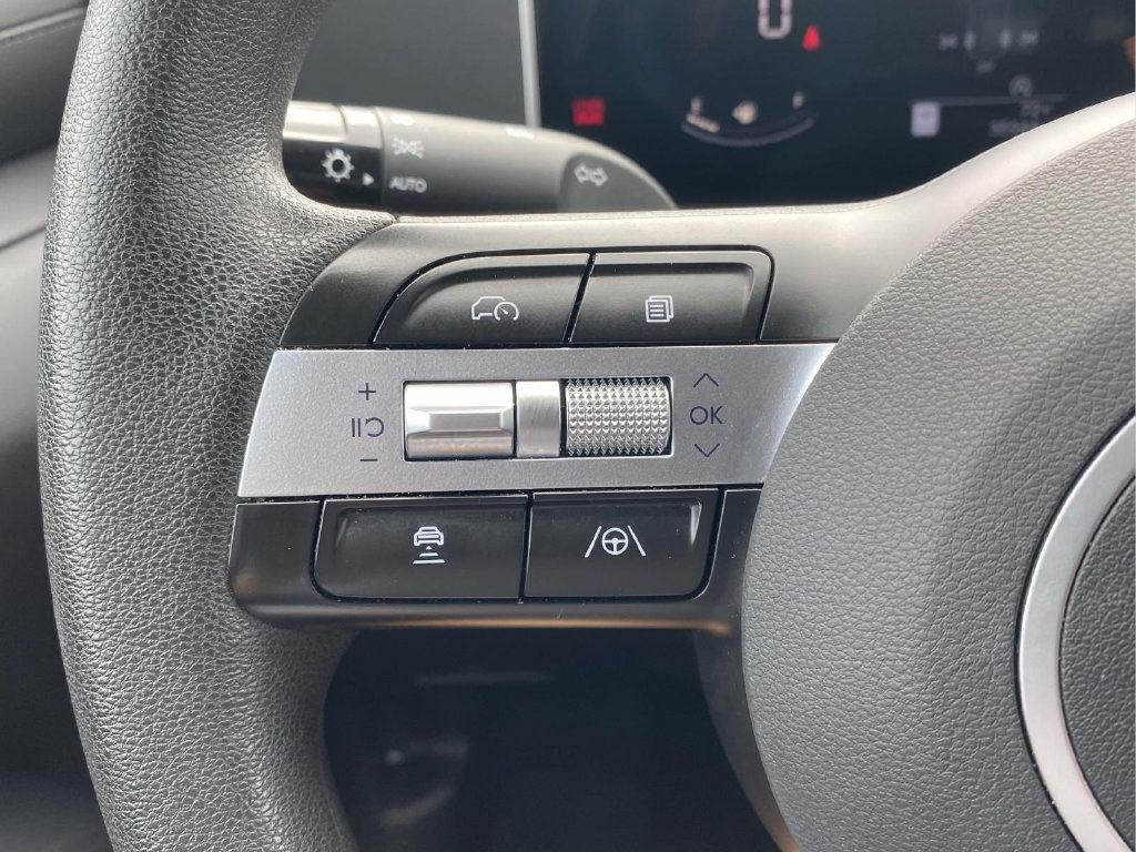 Used 2025 Hyundai Tucson SEL FWD image 20