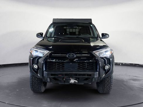 Used 2022 Toyota 4Runner TRD Off-Road AWD/4WD image 3