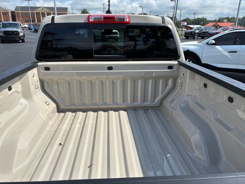 Used 2026 Chevrolet Colorado Trail Boss AWD/4WD image 18
