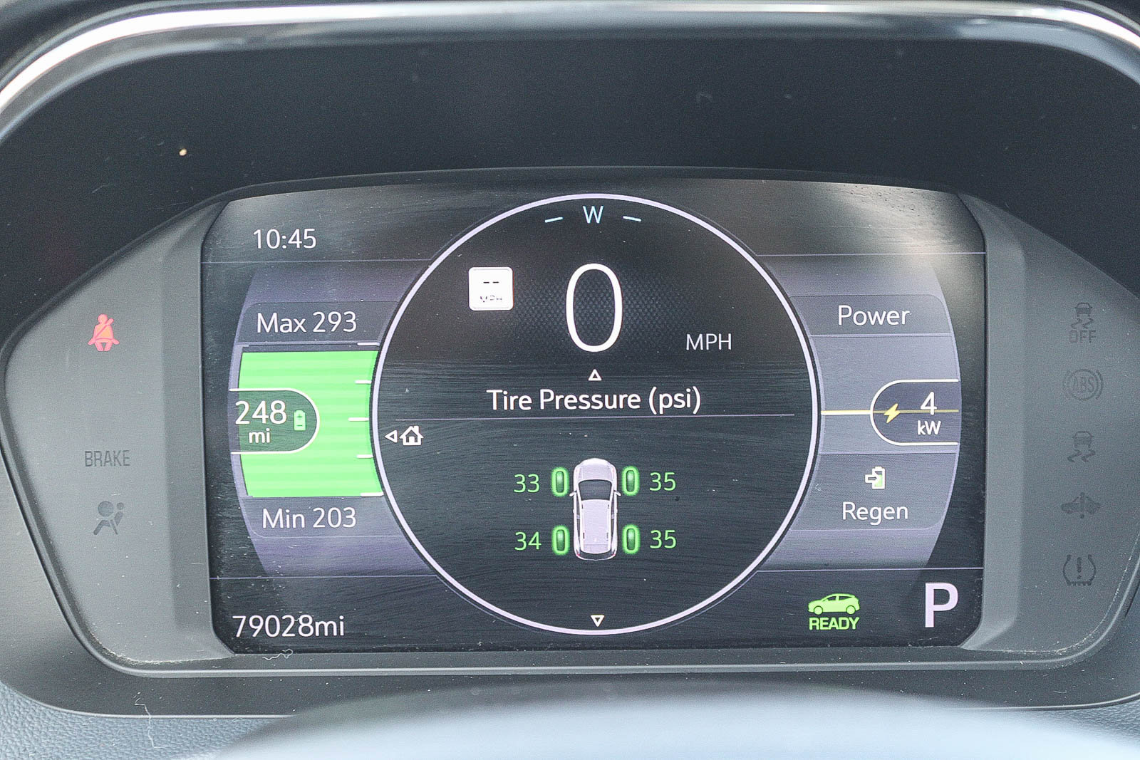 Used 2023 Chevrolet Bolt EUV Premier w/ Sun & Sound Package FWD image 25