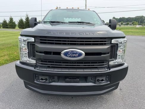 Used 2018 Ford F350 XL AWD/4WD image 4