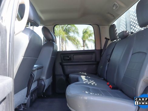 Used 2016 RAM 5500 Tradesman w/ Chrome Appearance Group image 30