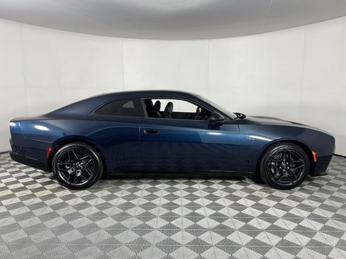 Used 2024 Dodge Charger R/T w/ Plus Group image 3