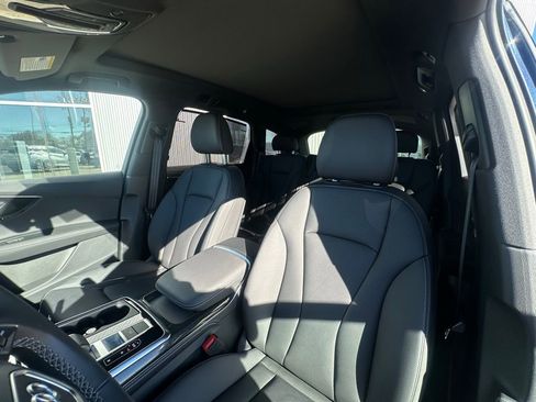 Certified 2025 Audi Q7 3.0T Premium Plus w/ Premium Plus Package image 12