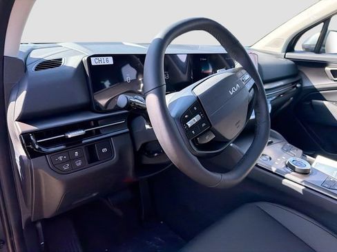 New 2026 Kia Sportage EX AWD/4WD image 9