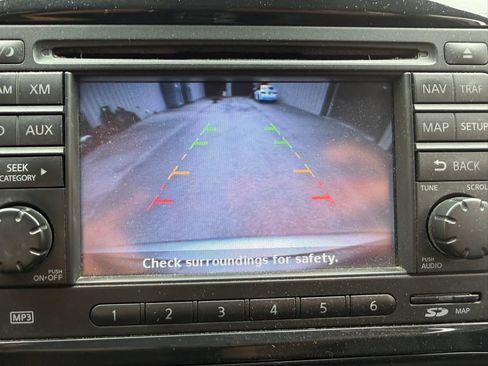 Used 2014 Nissan Juke SL AWD/4WD image 32