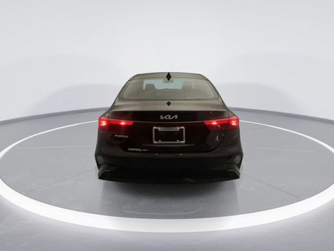Used 2023 Kia Forte LXS FWD image 5