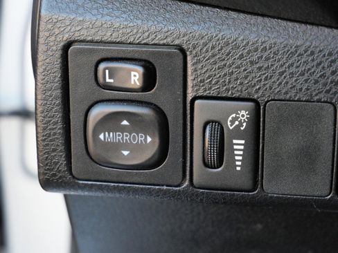 Used 2014 Toyota Corolla S image 21