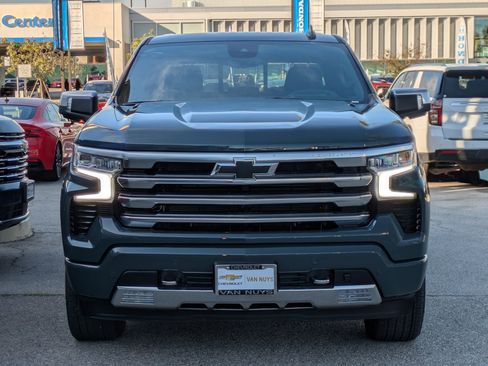 New 2026 Chevrolet Silverado 1500 High Country w/ Technology Package image 2